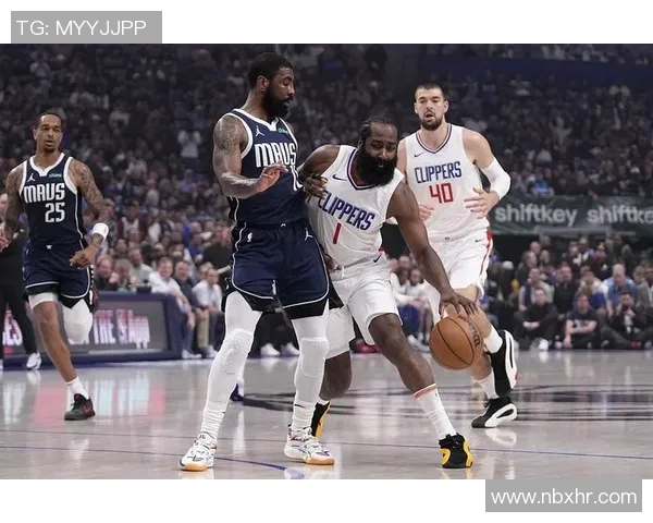 成都滑板队的防守策略与失误分析:一场滑板赛的深度剖析与反思