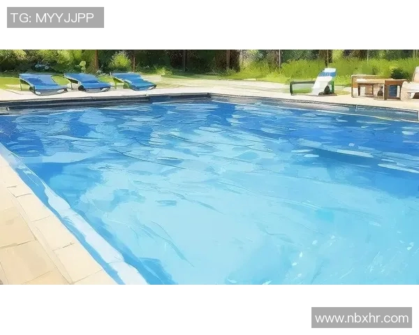 高效泳池清洁方法揭秘，打造晶莹透亮泳池的最佳实践和技巧